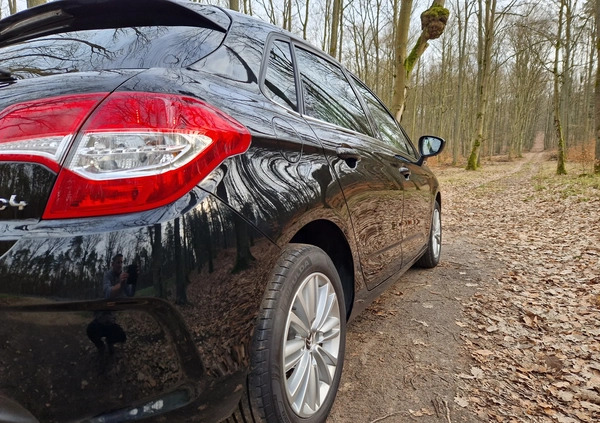 Citroen C4 cena 22990 przebieg: 229100, rok produkcji 2011 z Chodzież małe 631